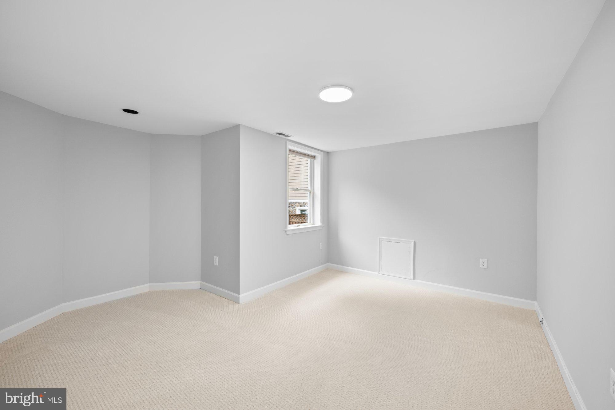 6856 St Albans Road McLean, VA 22101 - Photo 36 of 45