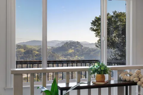 $1,150,000 | 418 Scenic Avenue, San Anselmo, CA 94960