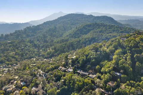 $1,150,000 | 418 Scenic Avenue, San Anselmo, CA 94960