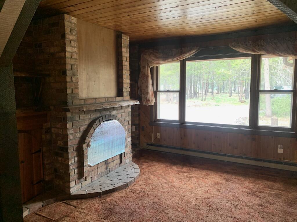 51367 Welch Road La Pine, OR 97739 - Photo 2 of 13