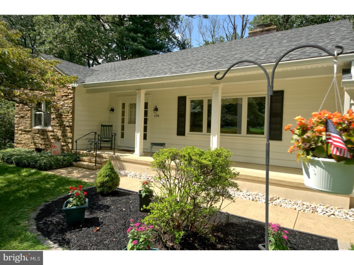 179 Pennington Harbourton Road Pennington, NJ 08534 - Photo 2 of 24