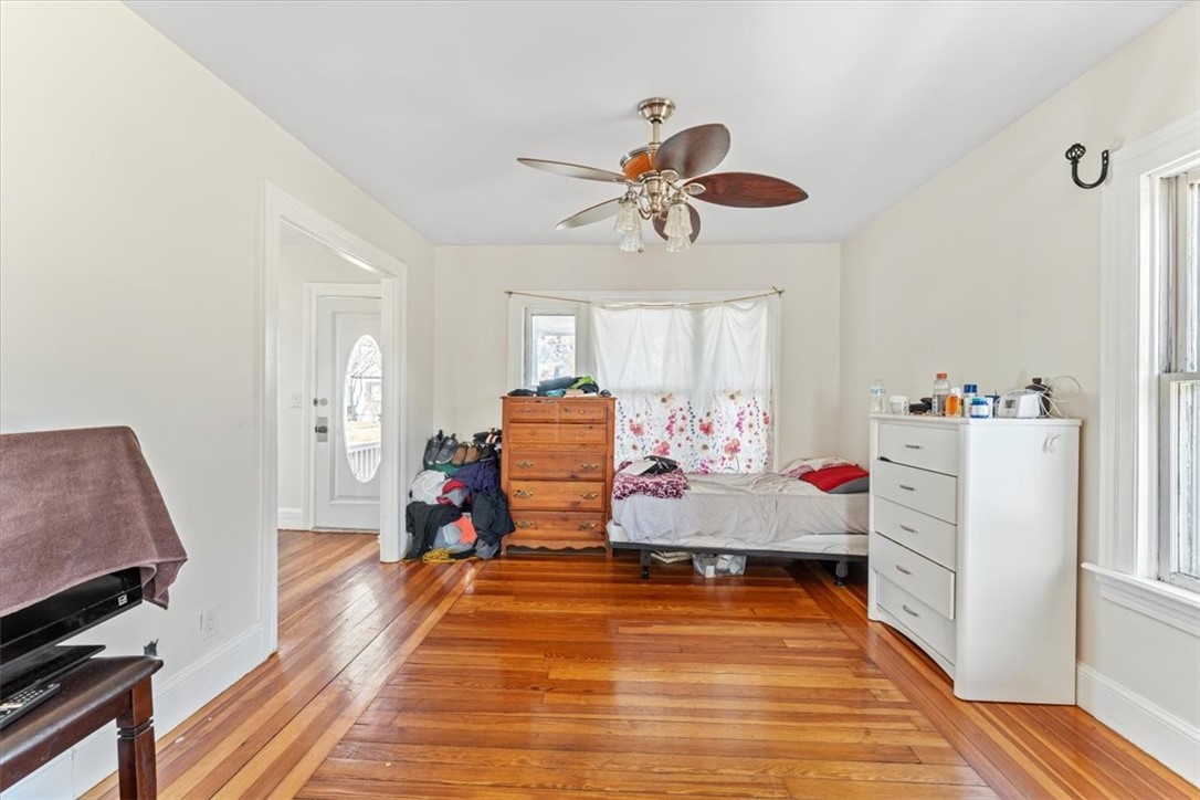 32 Edison Street Warwick, RI 02889 - Photo 16 of 32