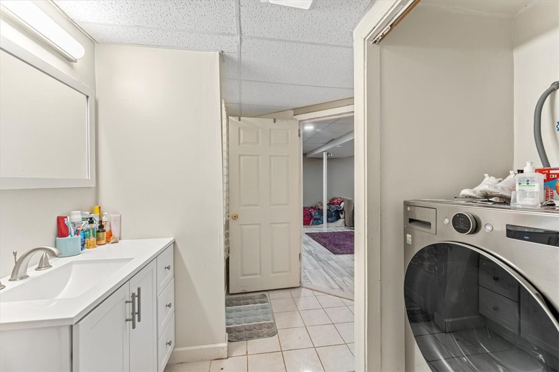 32 Edison Street Warwick, RI 02889 - Photo 27 of 32