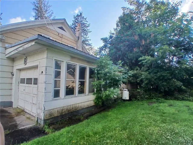 $89,900 | 14 Wolcott Street, Camden, NY 13316