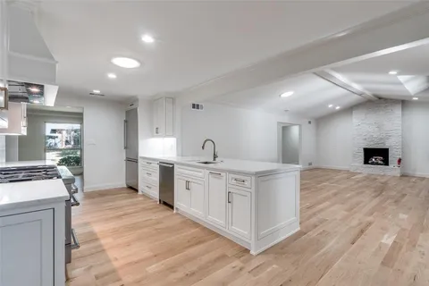 $1,595,000 | 4426 Laren Lane, Dallas, TX 75244