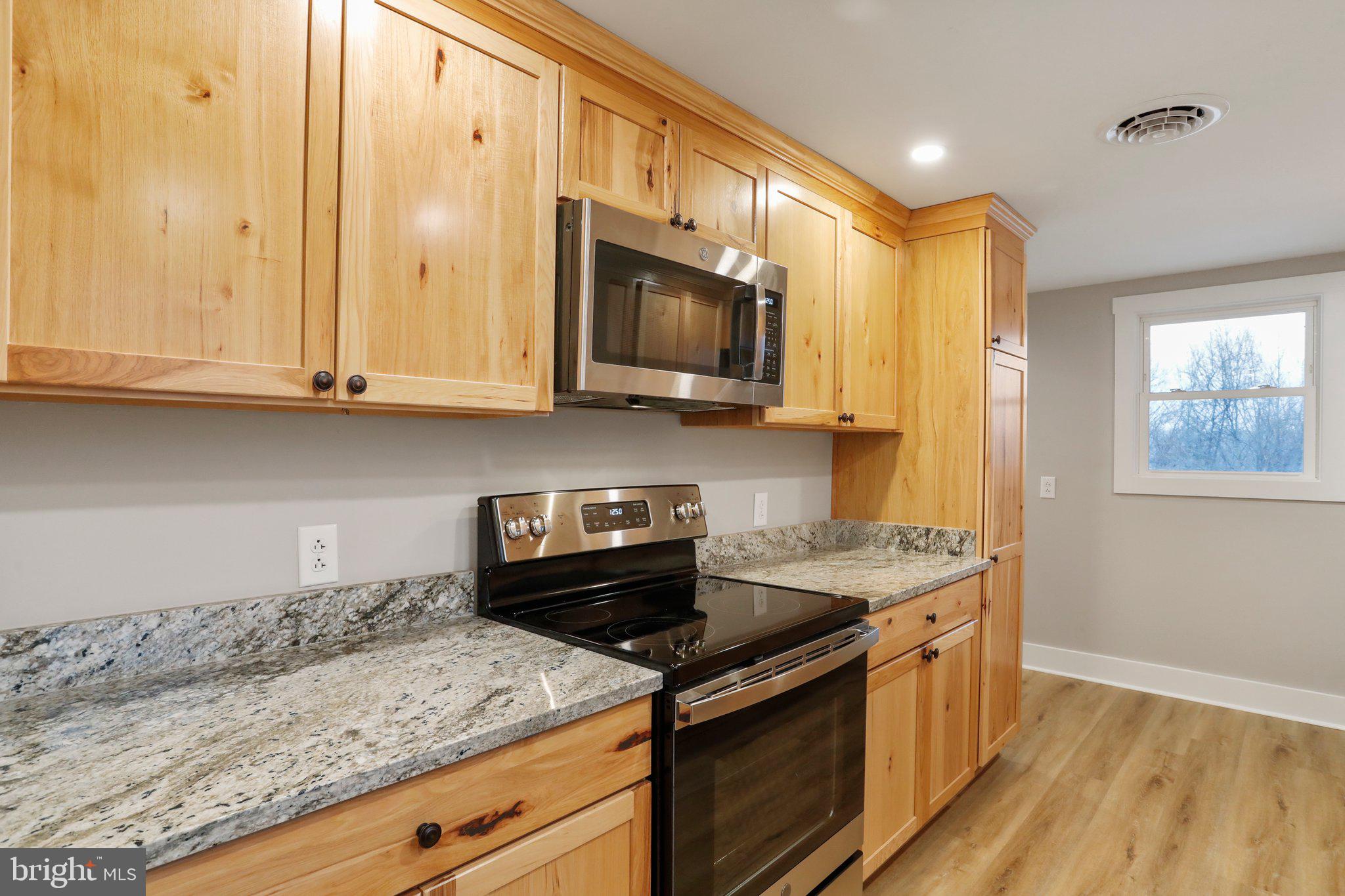 350 Potomac Ridge Lane Berkeley Springs, WV 25411 - Photo 15 of 59 Gallery Image 15