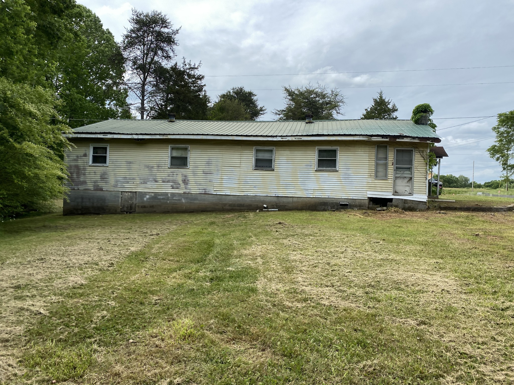 1839 Mosley Ferry Road Chapmansboro, TN 37035 - Photo 8 of 8 Gallery Image 8