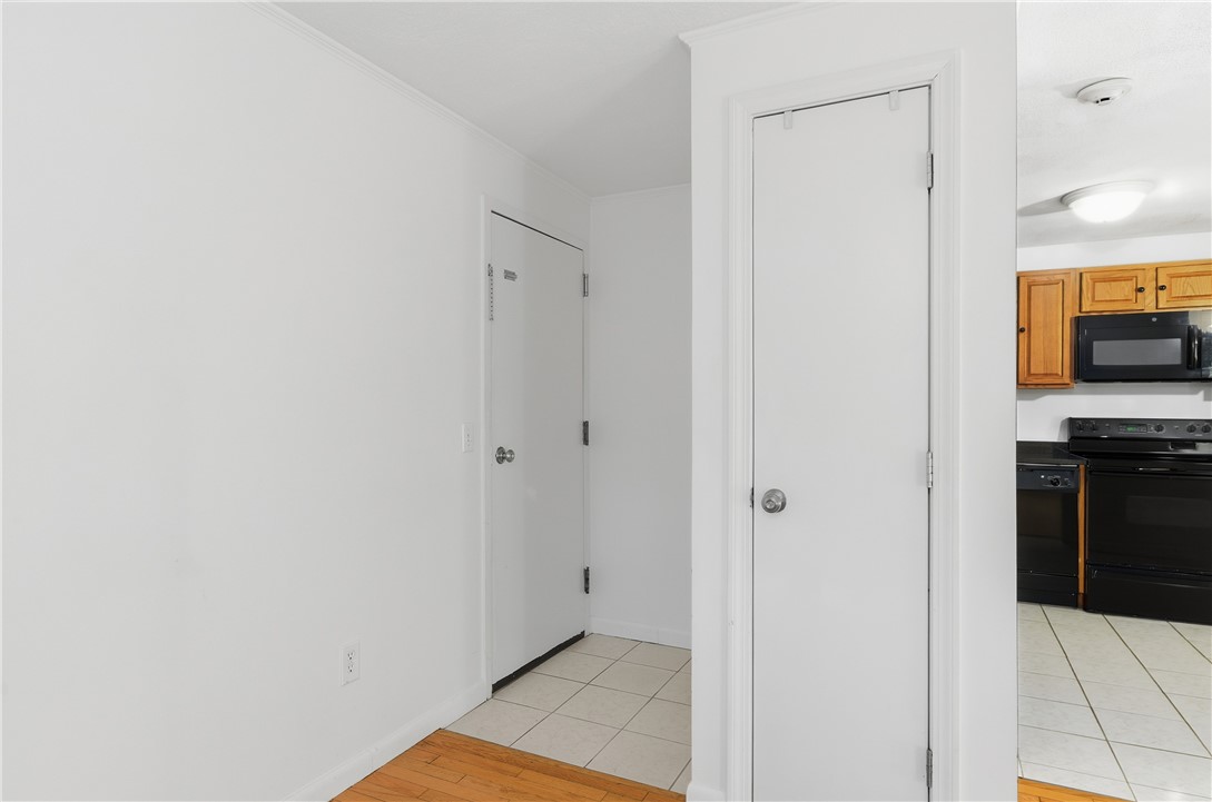 2 Angle Street, Unit 6 Lincoln, RI 02838 - Photo 2 of 26