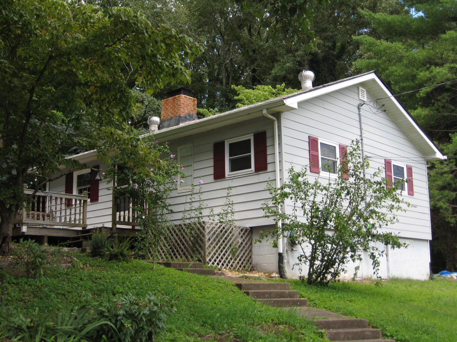 104 Taylor Road Oak Ridge, TN 37830 - Photo 1 of 21 1337