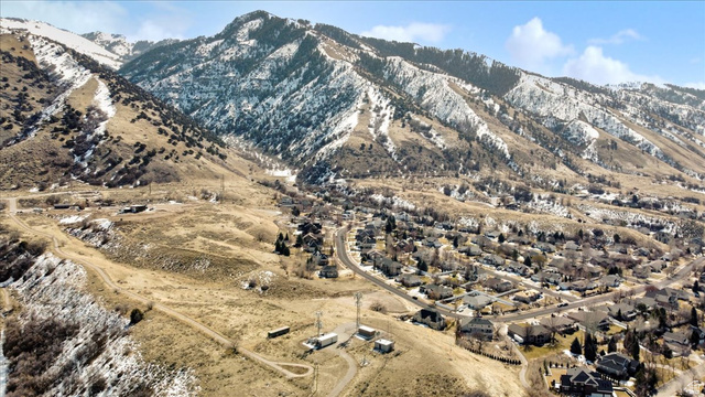 147 Winding Way, Unit 50 Logan, UT 84321 - Photo 11 of 16 View of mountain backdrop