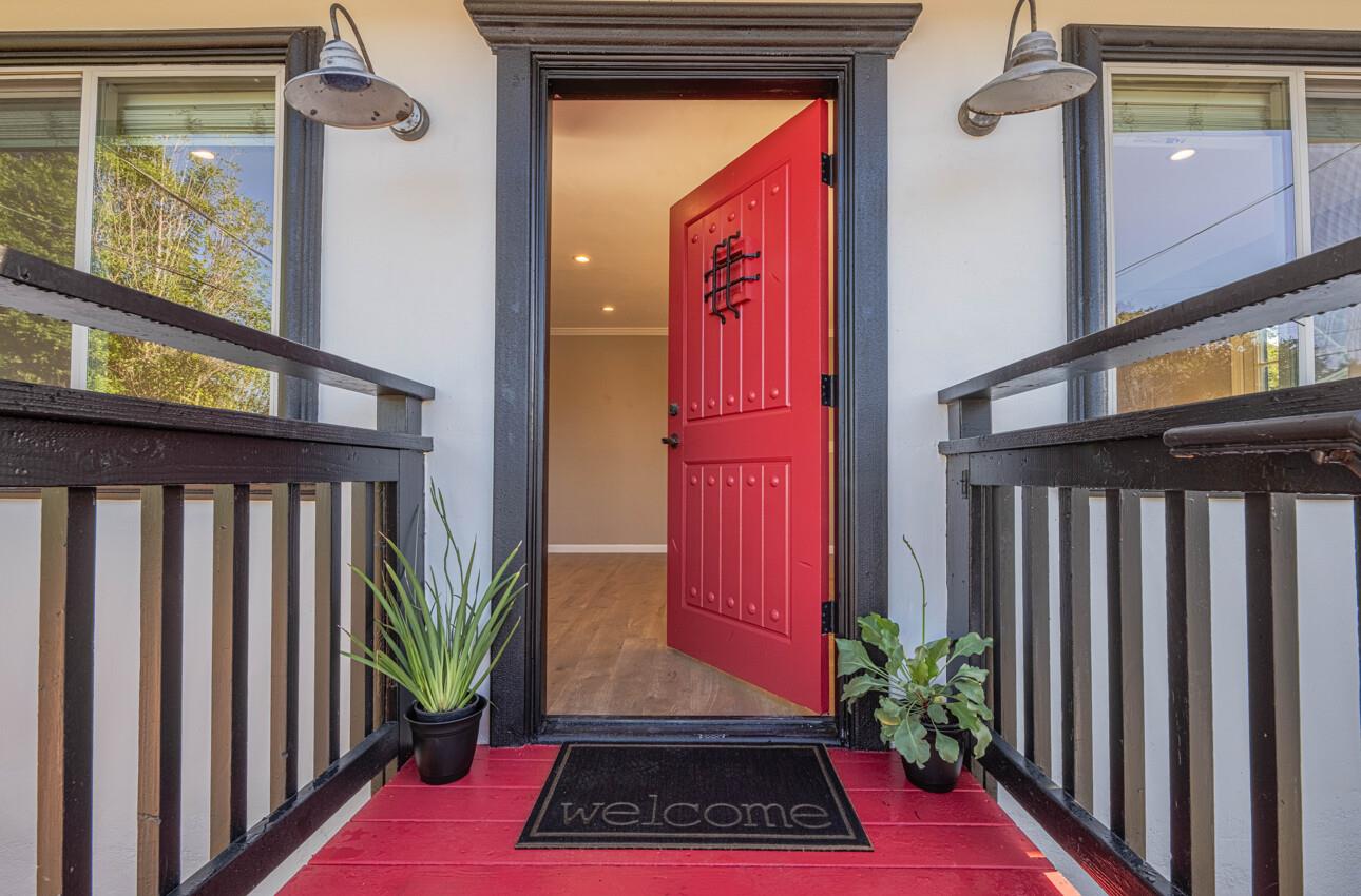 1113 Presidio Boulevard Pacific Grove, CA 93950 - Photo 2 of 35