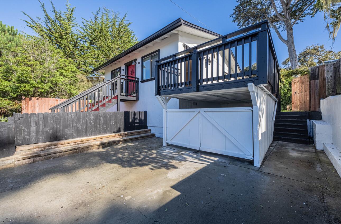 1113 Presidio Boulevard Pacific Grove, CA 93950 - Photo 32 of 35