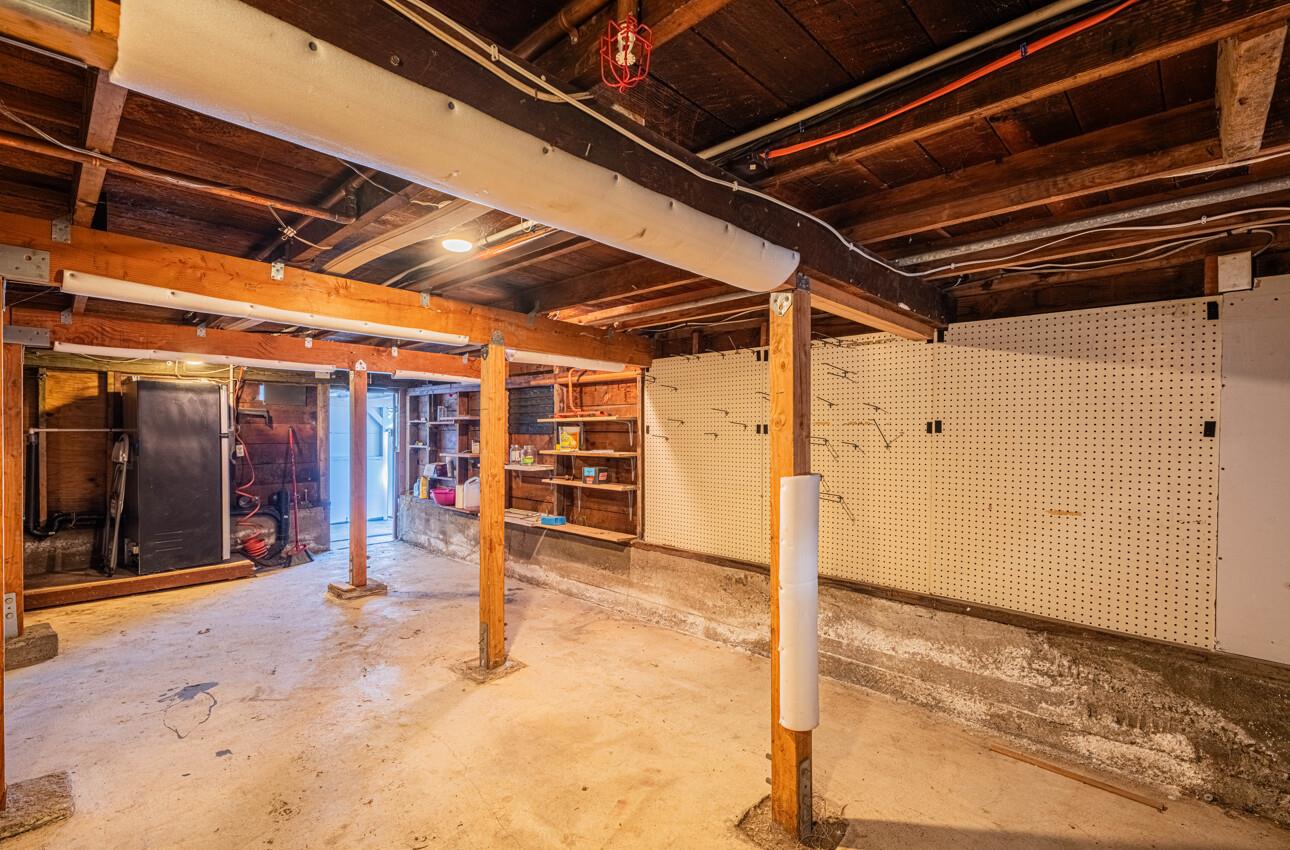 1113 Presidio Boulevard Pacific Grove, CA 93950 - Photo 35 of 35