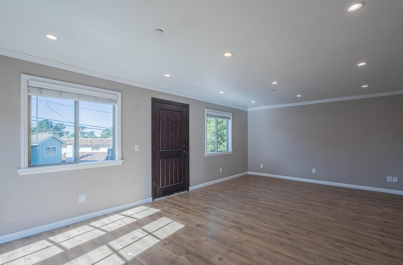 1113 Presidio Boulevard Pacific Grove, CA 93950 - Photo 6 of 35