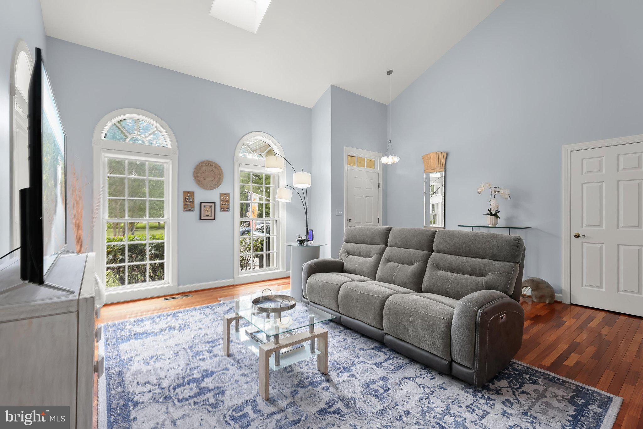 4415 Summer Grape Road, Unit 4415 Pikesville, MD 21208 - Photo 5 of 87 Living Room