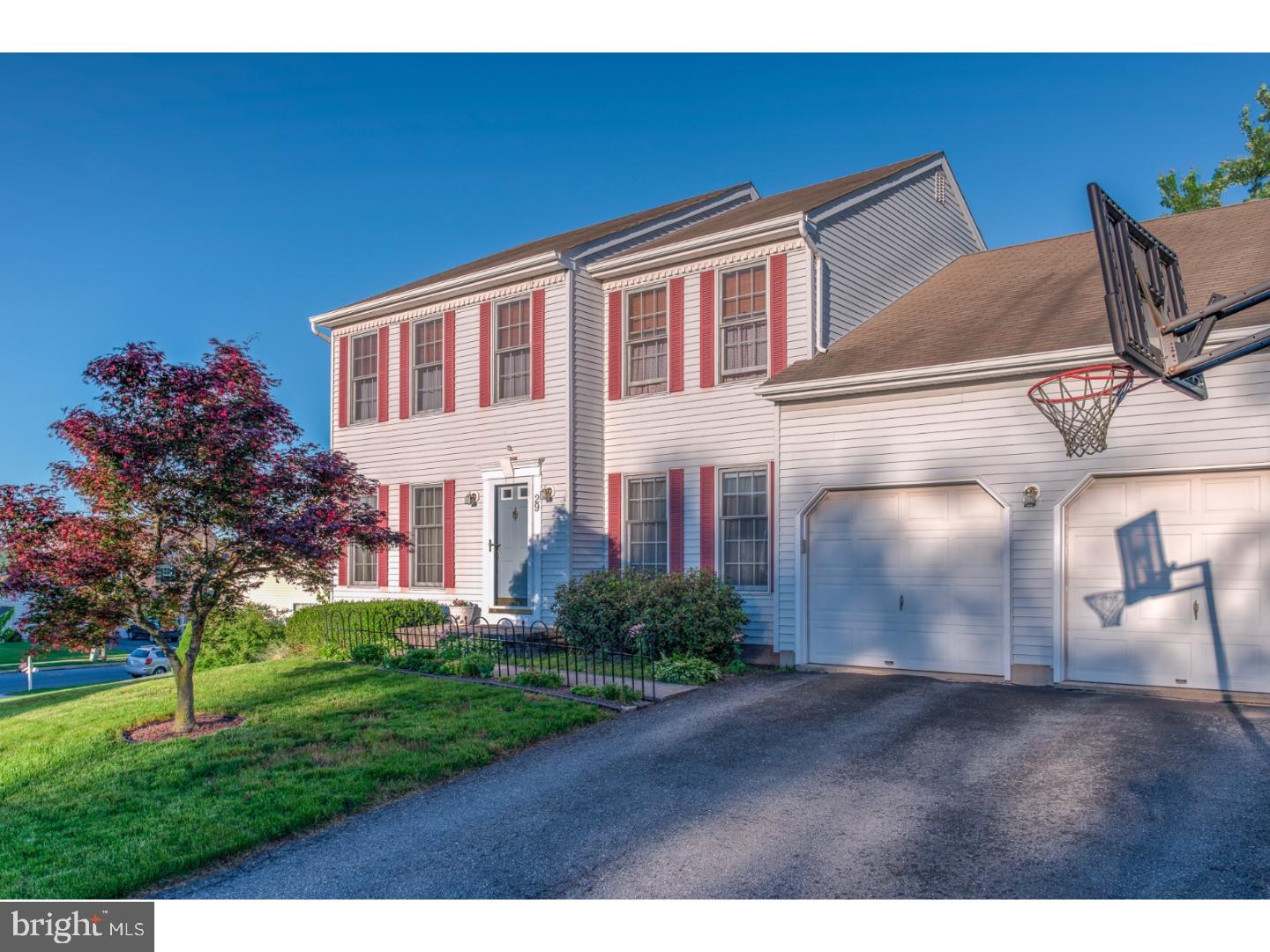 29 Rim View Lane Reading, PA 19607 - Photo 1 of 25 Gallery Image 1