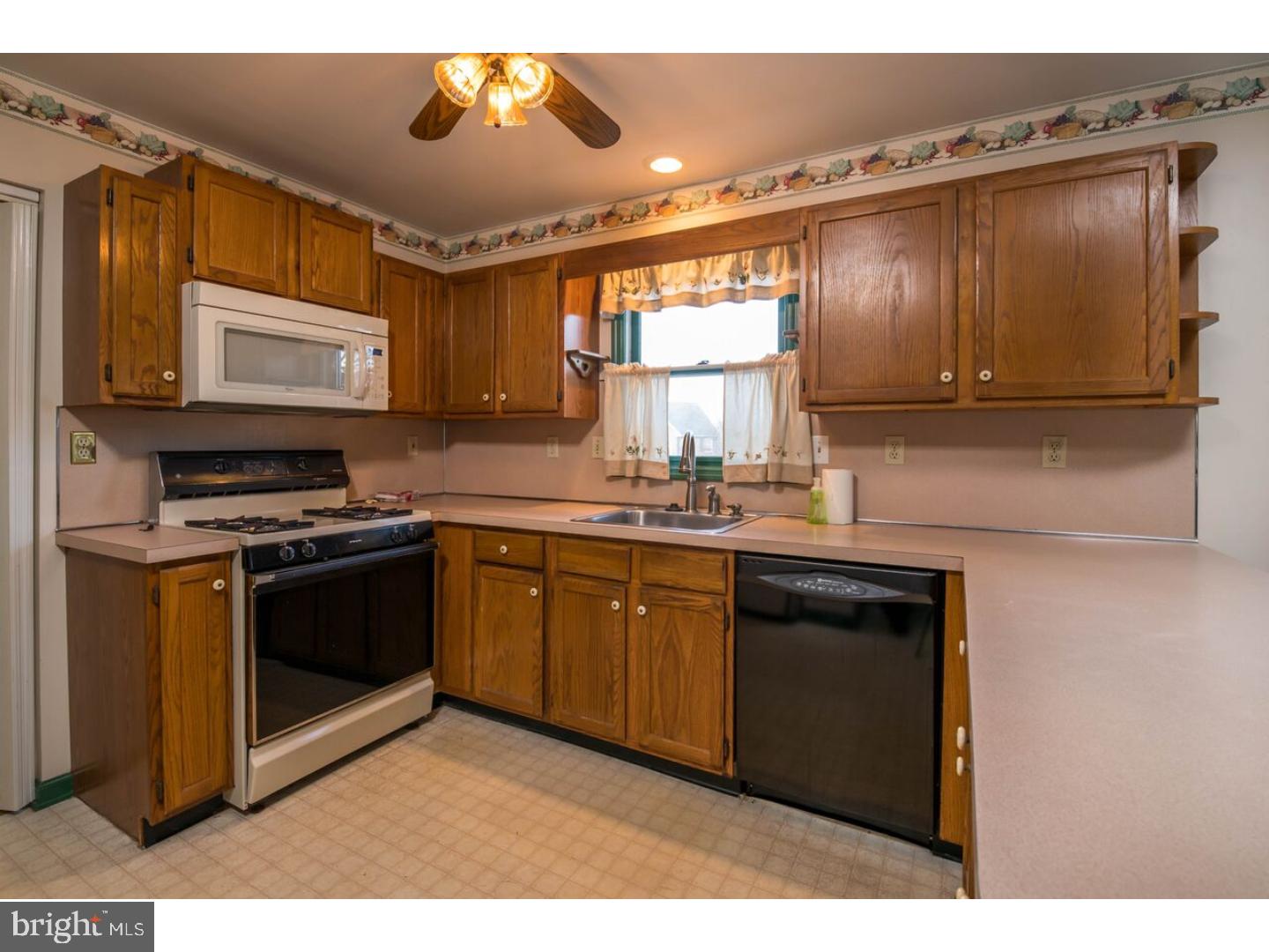 29 Rim View Lane Reading, PA 19607 - Photo 14 of 25 Gallery Image 14