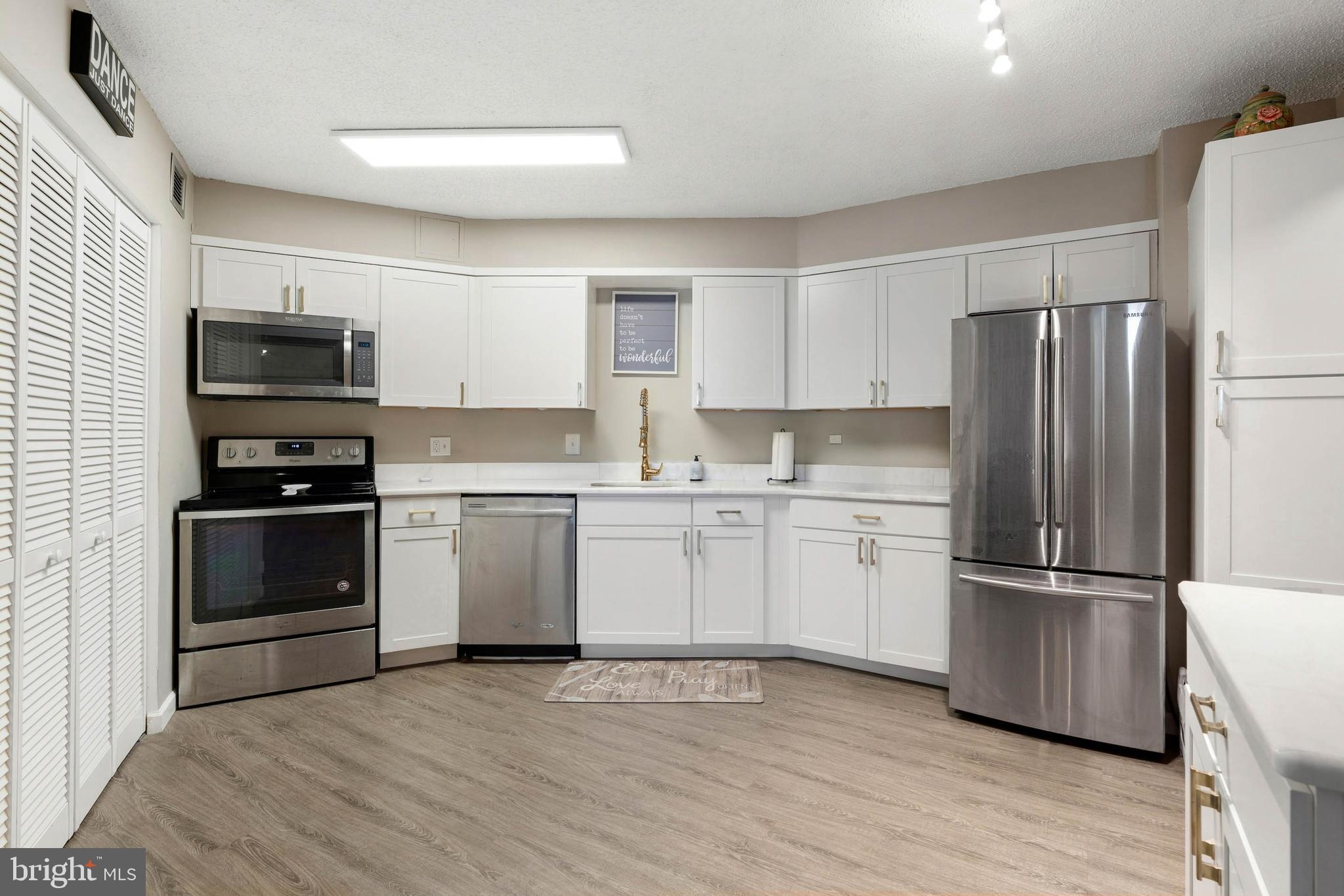 205 East Joppa Road, Unit 1507 Towson, MD 21286 - Photo 3 of 24