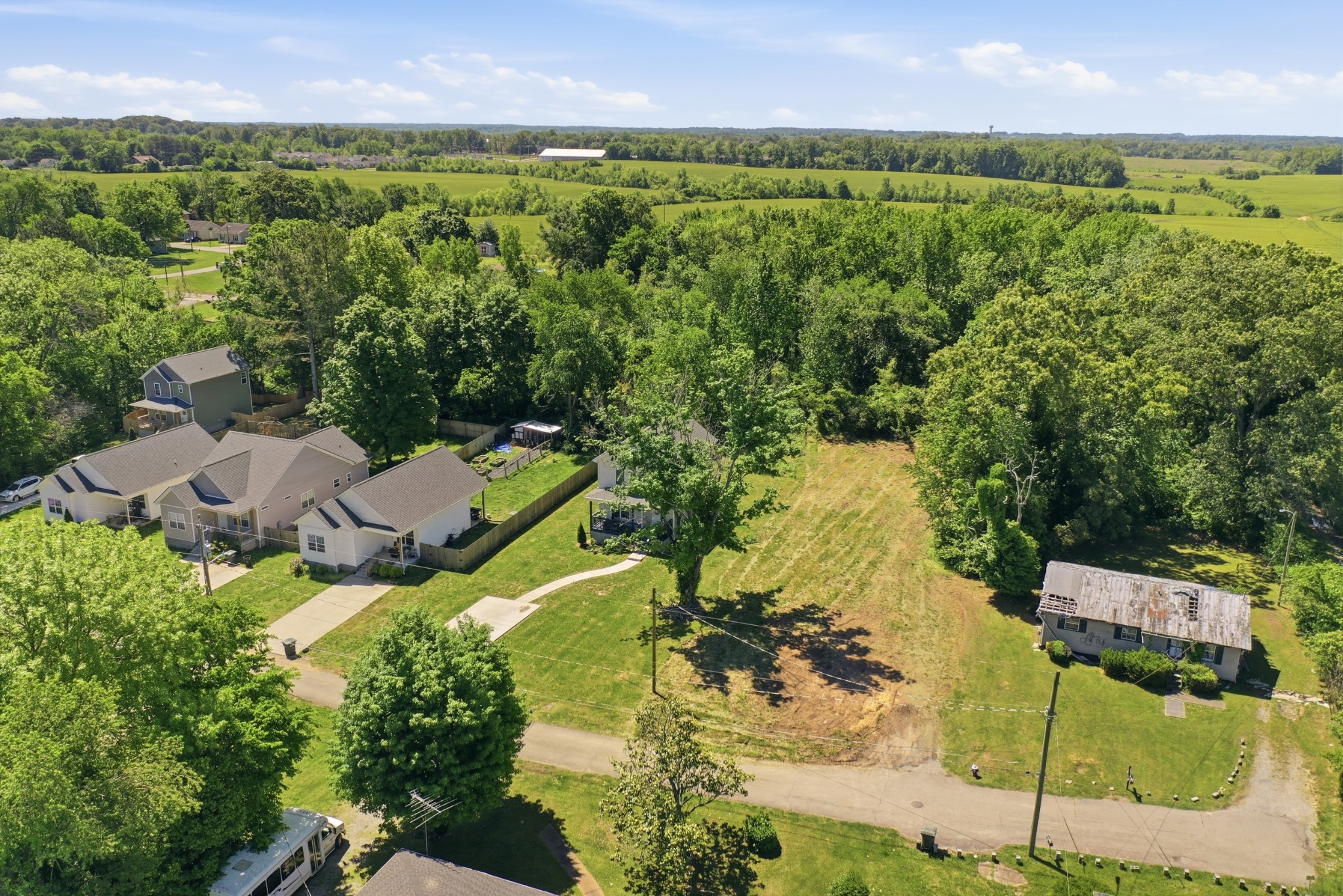 844 20th Avenue West Springfield, TN 37172 - Photo 21 of 23