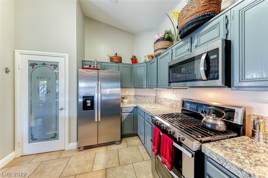 8950 Manalang Road Las Vegas, NV 89123 - Photo 11 of 25