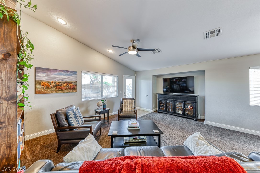 8950 Manalang Road Las Vegas, NV 89123 - Photo 15 of 25