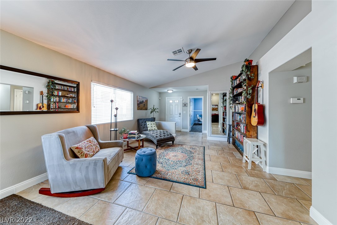 8950 Manalang Road Las Vegas, NV 89123 - Photo 5 of 25