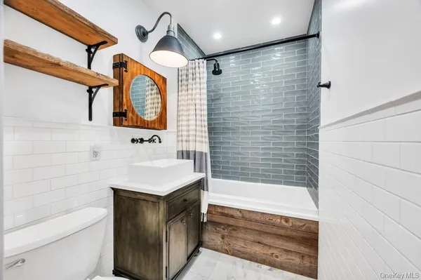 $32,000 | 100 West Broadway, Unit 2BB, Long Beach, NY 11561