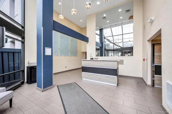 $32,000 | 100 West Broadway, Unit 2BB, Long Beach, NY 11561