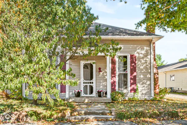 $159,900 | 208 West Main Street, Mount Summit, IN 47362