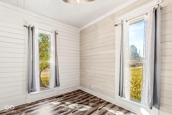 $159,900 | 208 West Main Street, Mount Summit, IN 47362