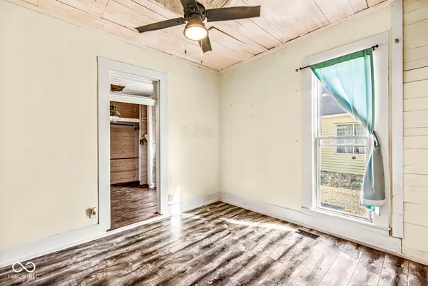 $159,900 | 208 West Main Street, Mount Summit, IN 47362