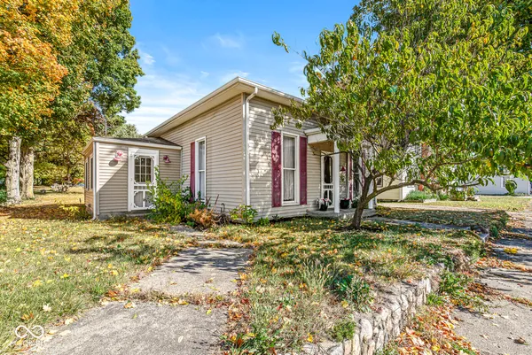 $159,900 | 208 West Main Street, Mount Summit, IN 47362