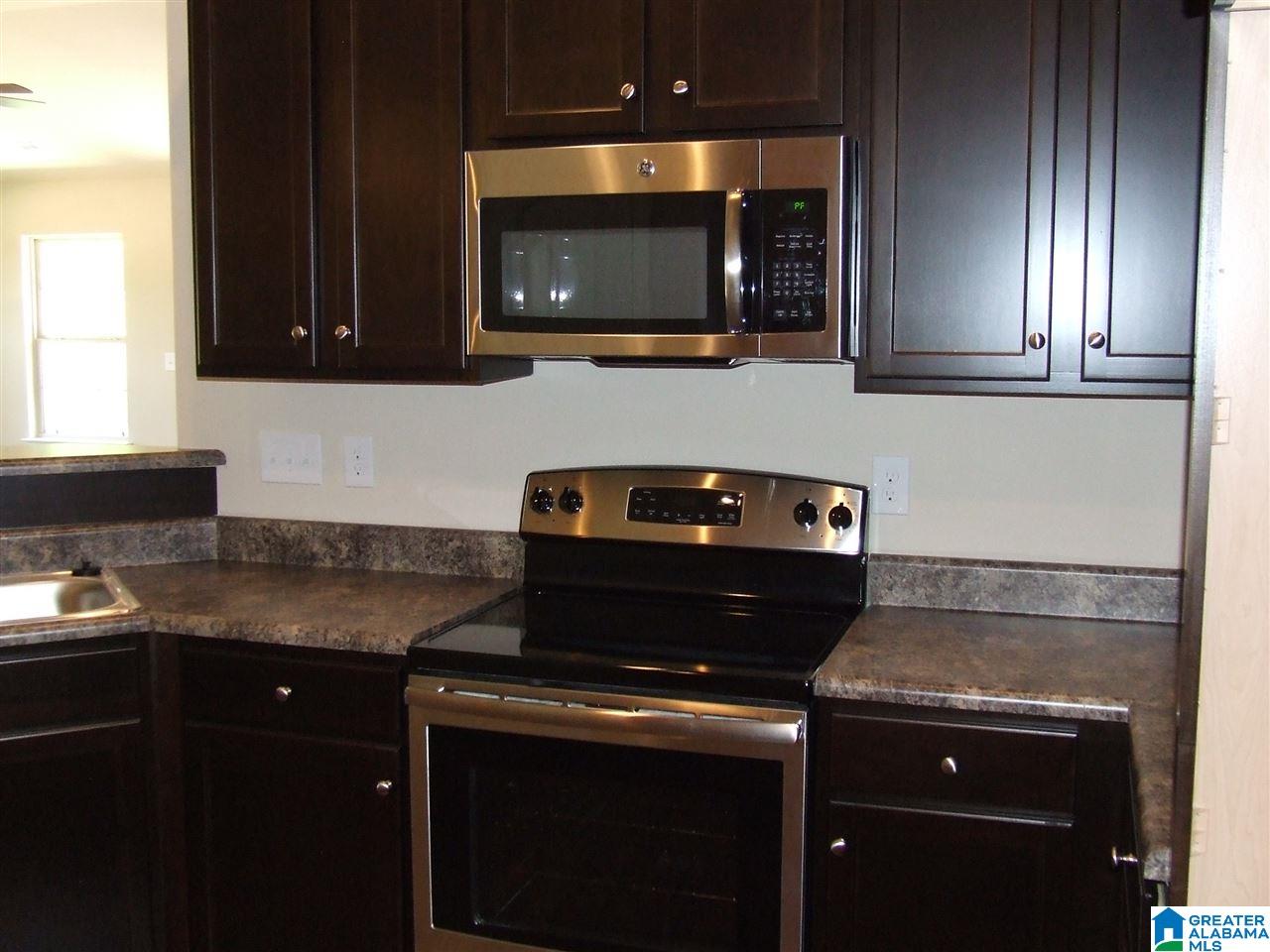 520 Green Meadows Trail Alabaster, AL 35114 - Photo 12 of 36