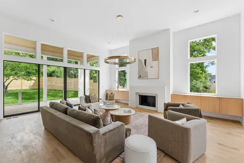$2,475,000 | 1140 Glendale Lane, Nashville, TN 37204