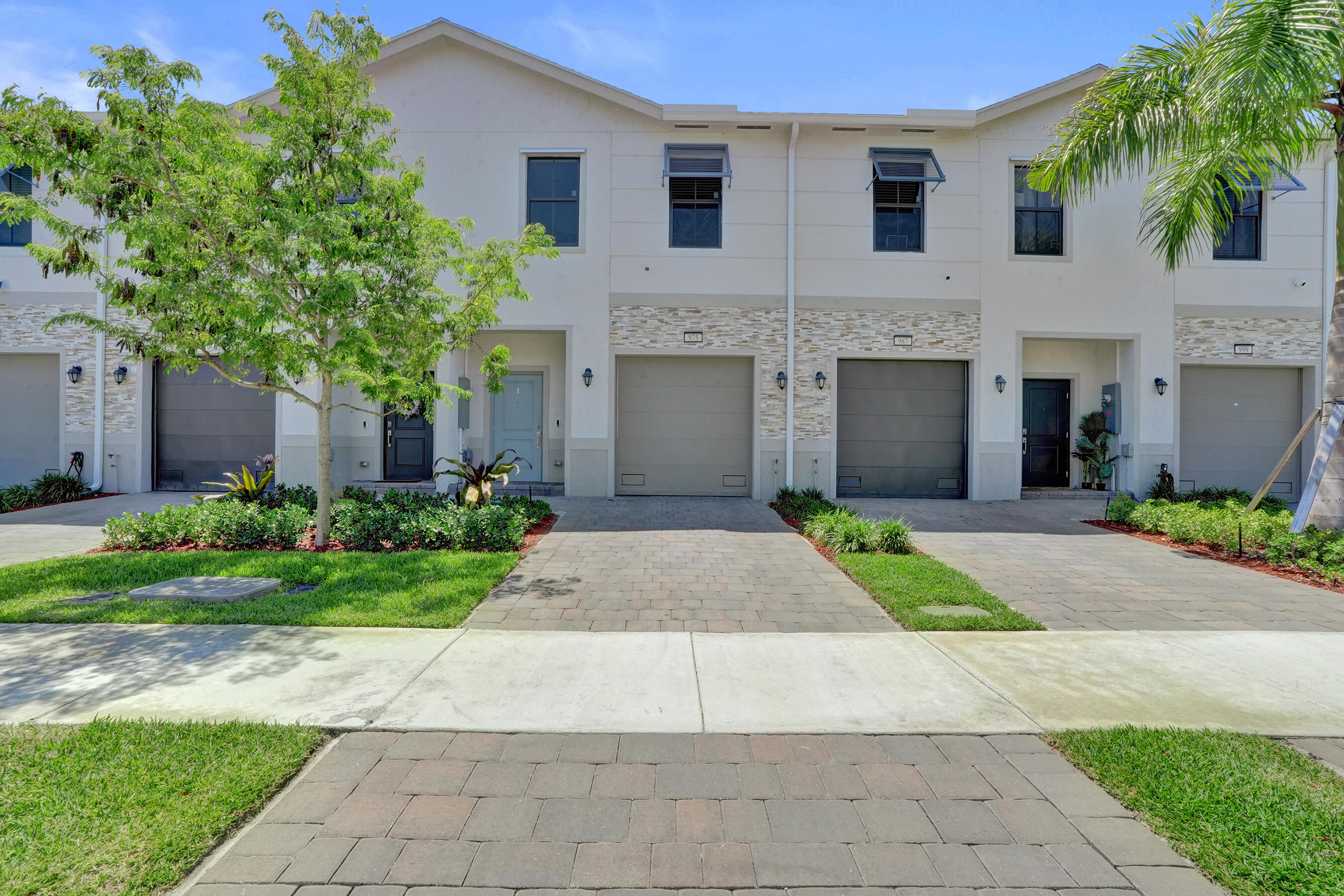 975 Northwest 3rd Street Pompano Beach, FL 33060 - Photo 29 of 36 DSC05212