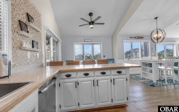 $649,000 | 25056 Sea Vista Court, Waves, NC 27982