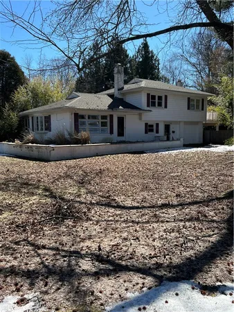$659,900 | 28 Hilltop Drive, Warwick, RI 02818