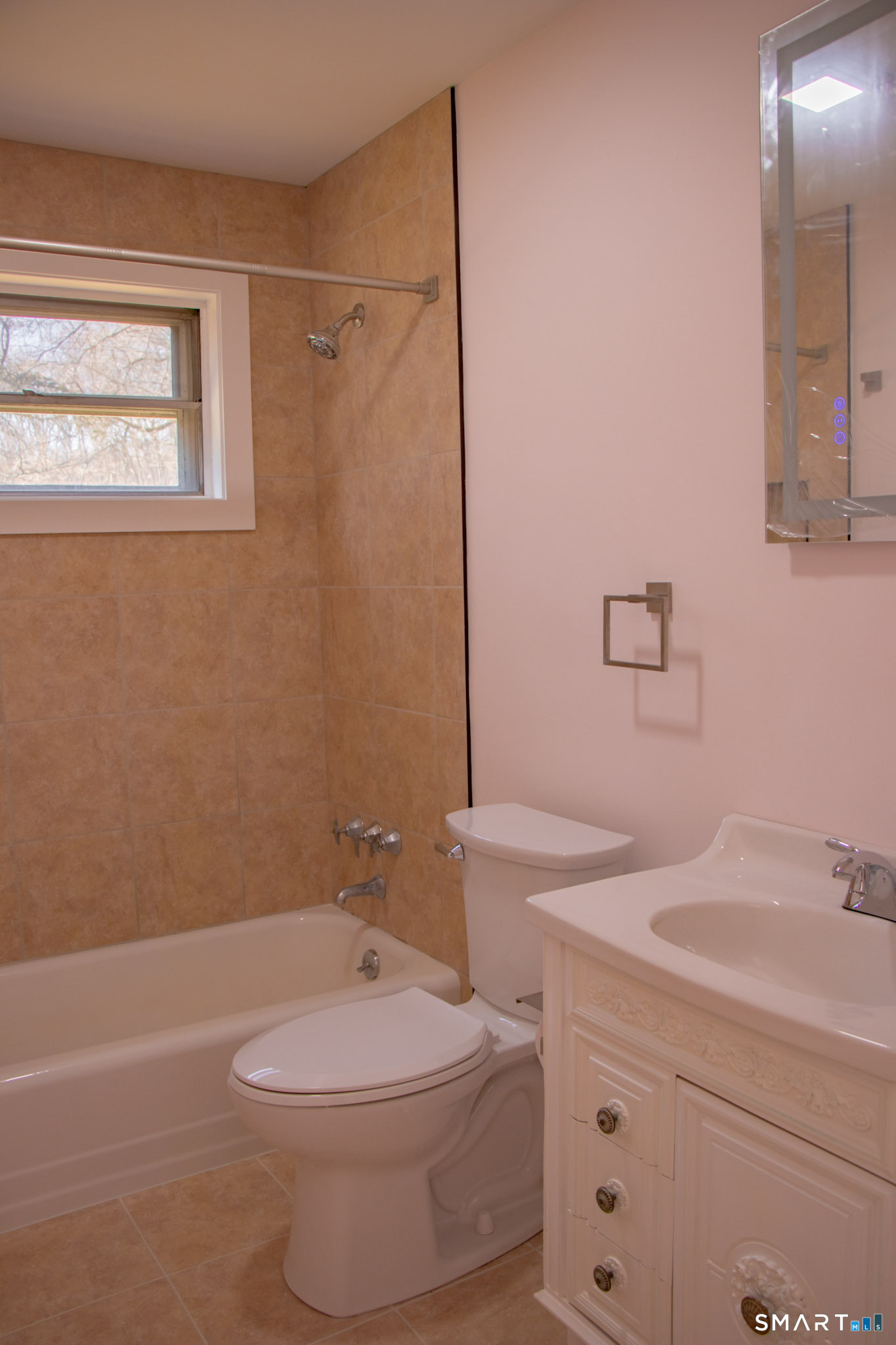 5 Assumption Street New Haven, CT 06513 - Photo 11 of 16