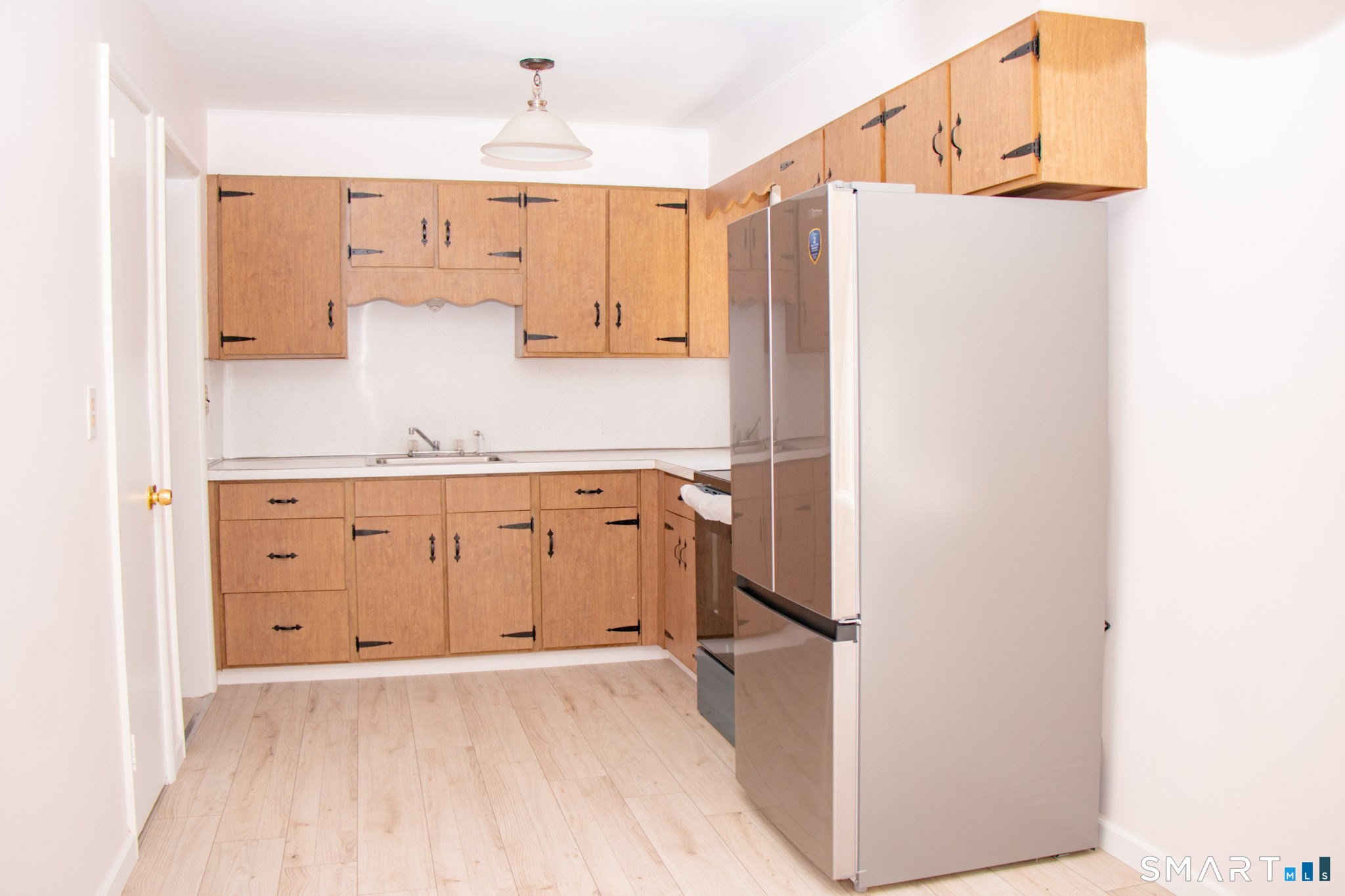 5 Assumption Street New Haven, CT 06513 - Photo 4 of 16