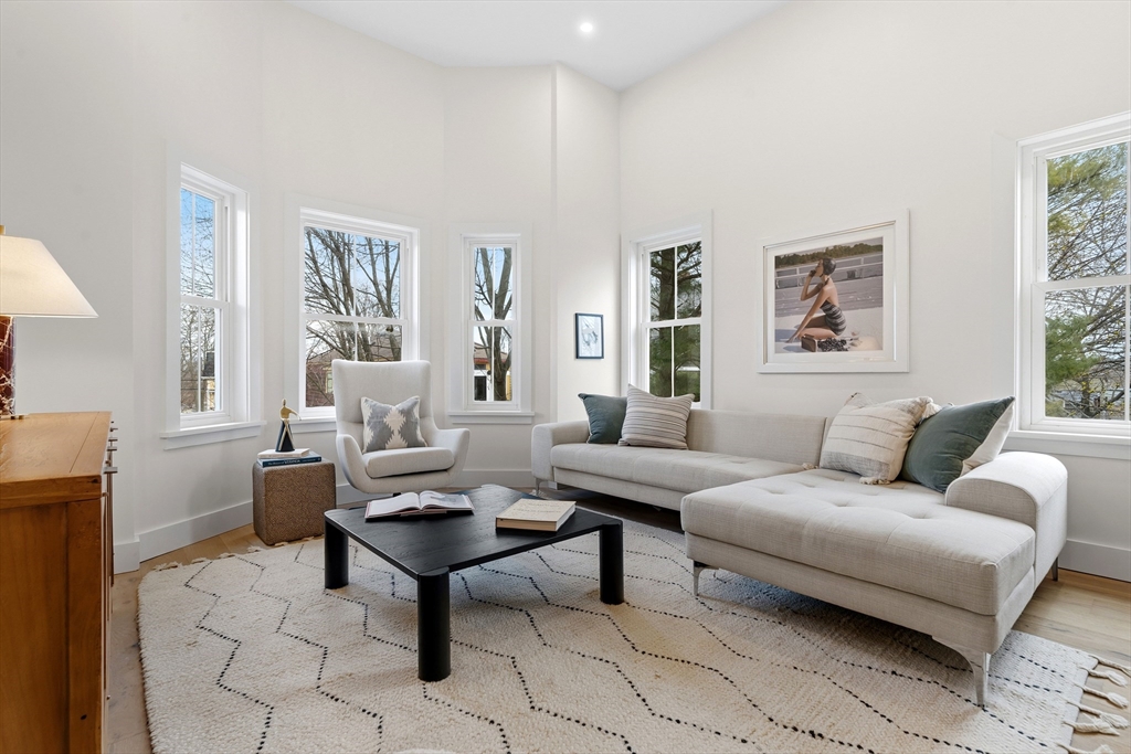 79 R Sheridan Street, Unit 3 Boston, MA 02130 - Photo 4 of 24