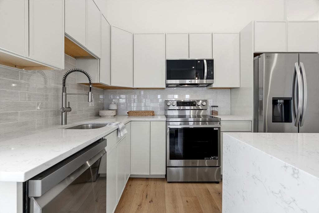 79 R Sheridan Street, Unit 3 Boston, MA 02130 - Photo 9 of 24