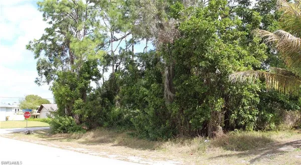 $120,000 | 18205 Maple Road, Fort Myers, FL 33967