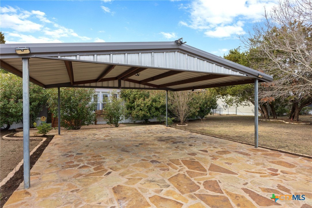 11200 Ridgewood Drive Salado, TX 76571 - Photo 3 of 28