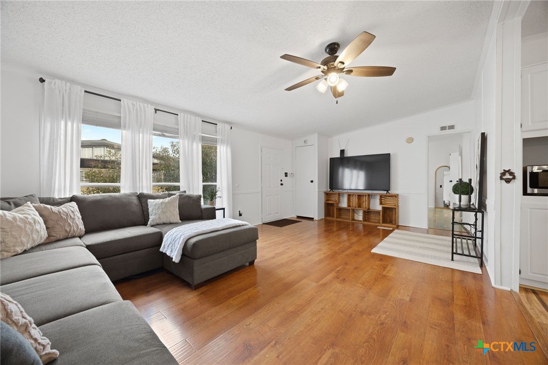 11200 Ridgewood Drive Salado, TX 76571 - Photo 7 of 28