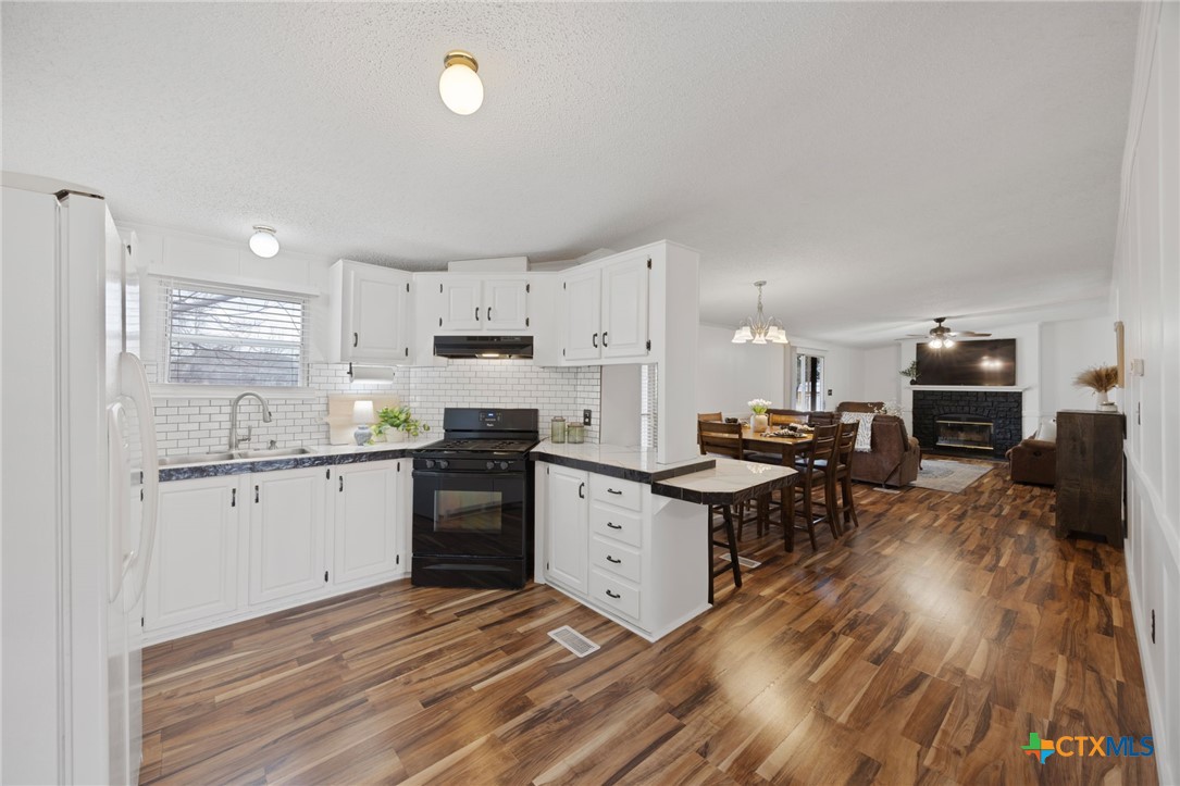 11200 Ridgewood Drive Salado, TX 76571 - Photo 10 of 28