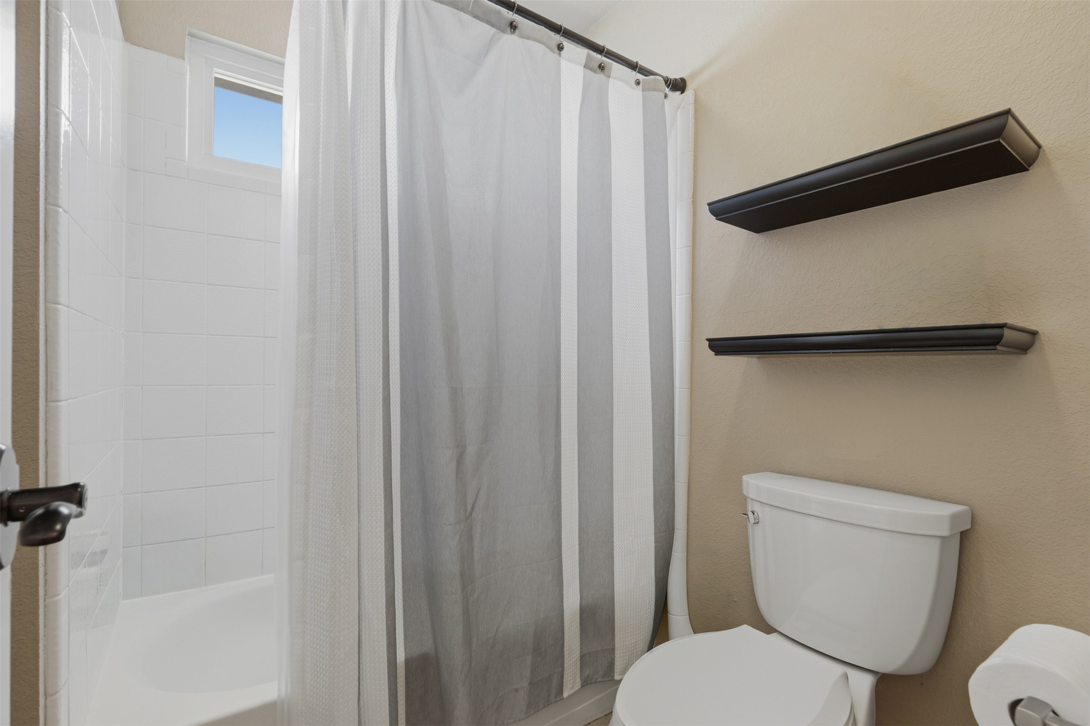 1104 Old Mill Road Cedar Park, TX 78613 - Photo 29 of 40 Upper guest bath separate wet area
