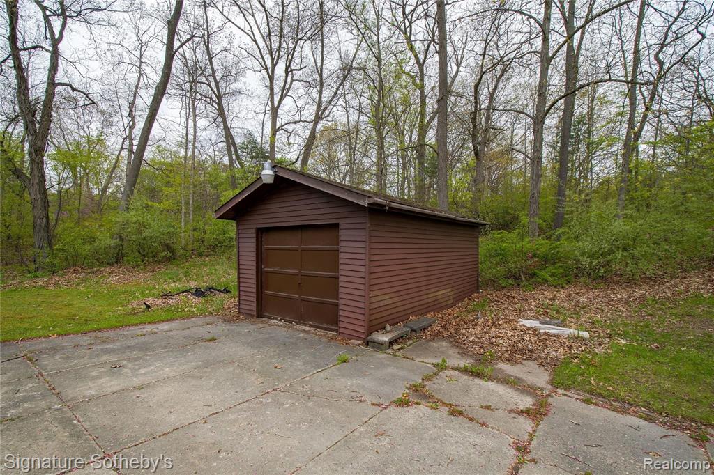 11920 Read Road Fenton, MI 48430 - Photo 33 of 43