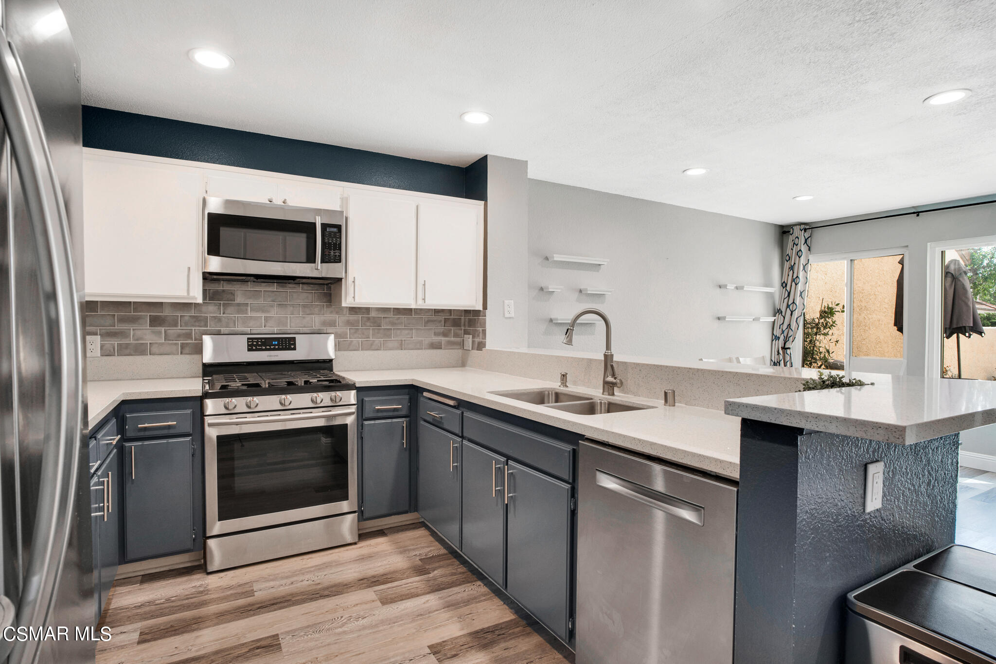 5375 Huntley Street, Unit 72 Simi Valley, CA 93063 - Photo 14 of 34 5375 Huntley St UNIT 72 - HsHProd-21