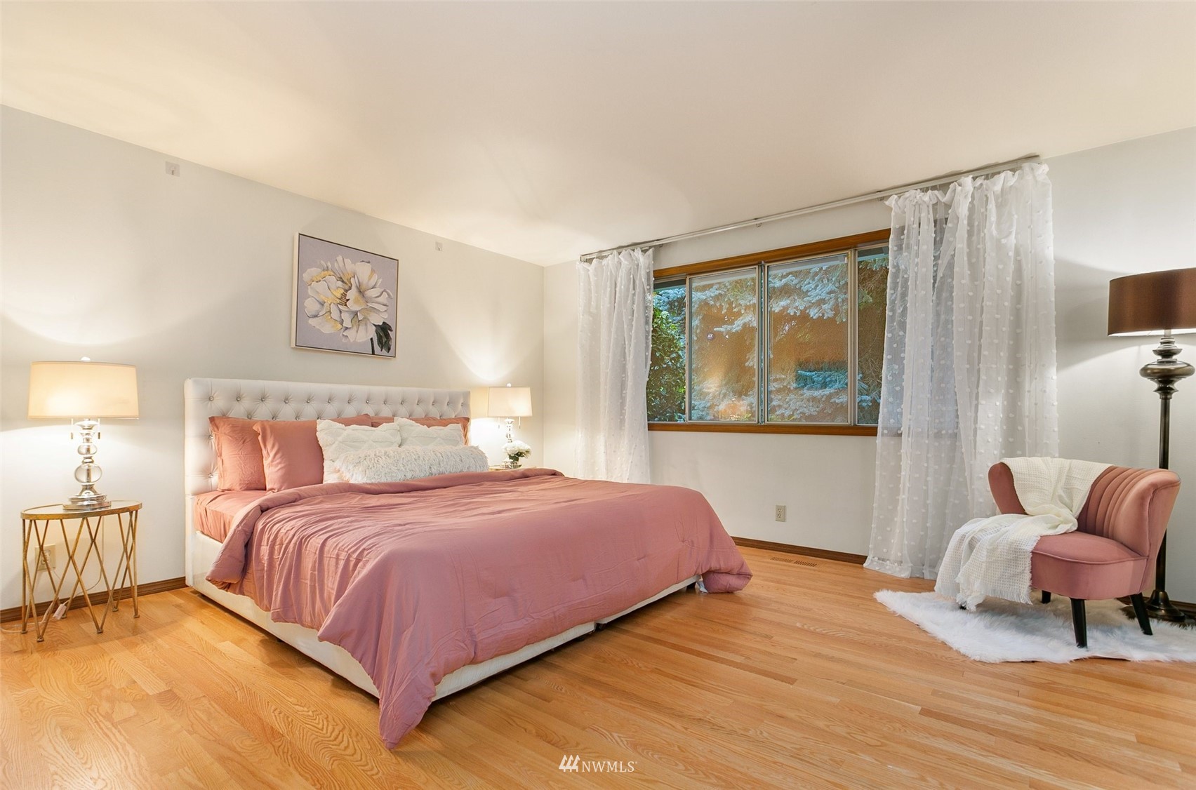 9008 Northeast 151st Street Bothell, WA 98011 - Photo 19 of 36 Gallery Image 19