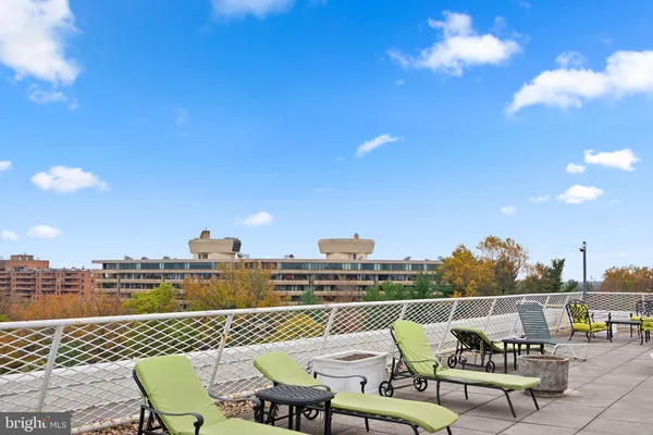 $3,100 | 4301 Massachusetts Avenue Northwest, Unit 7002, Washington, DC 20016